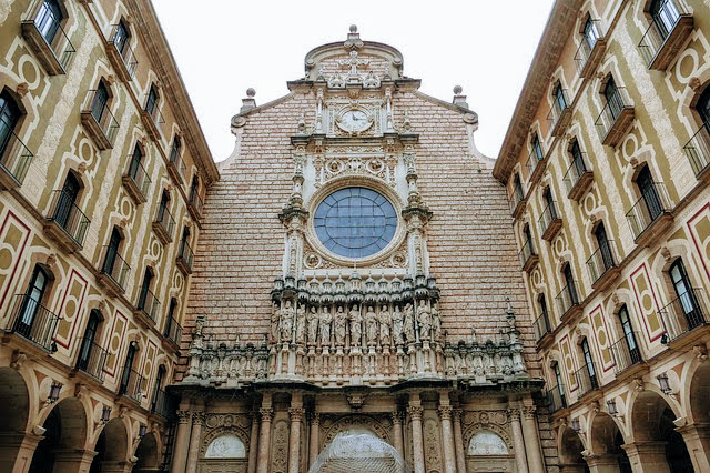 Kilátás a Montserrat-hegyről